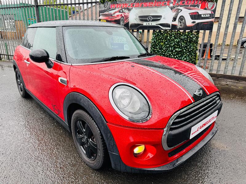 MINI HATCH