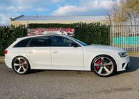 AUDI RS4